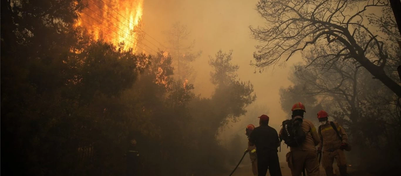 Μεγάλη πυρκαγιά ξέσπασε στην Κρήτη